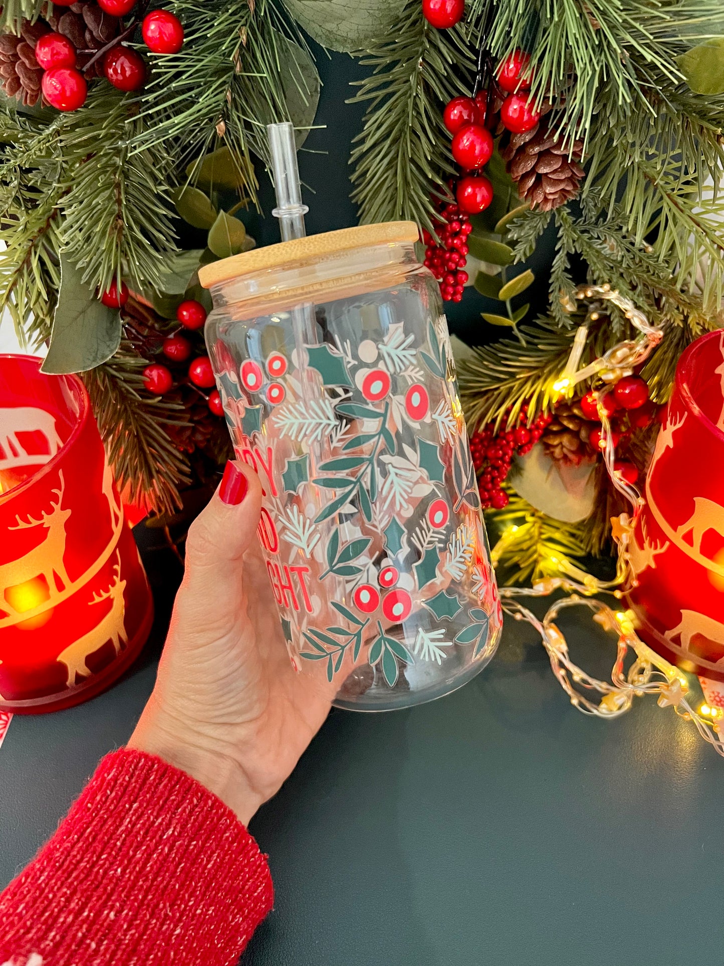 Merry and Bright 🎅 16 oz Glass Can